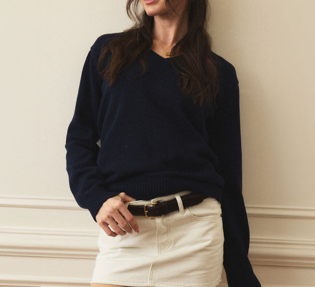 CLASSIC SLIM V-NECK KNIT LONG SLEEVE - Dark Navy