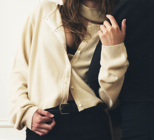 CLASSIC LOOSE FIT SHORT CRADIGAN - Black