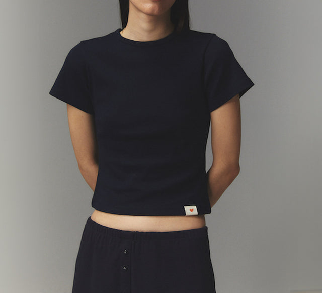 CLASSIC CROP A-LINE TEE - Black