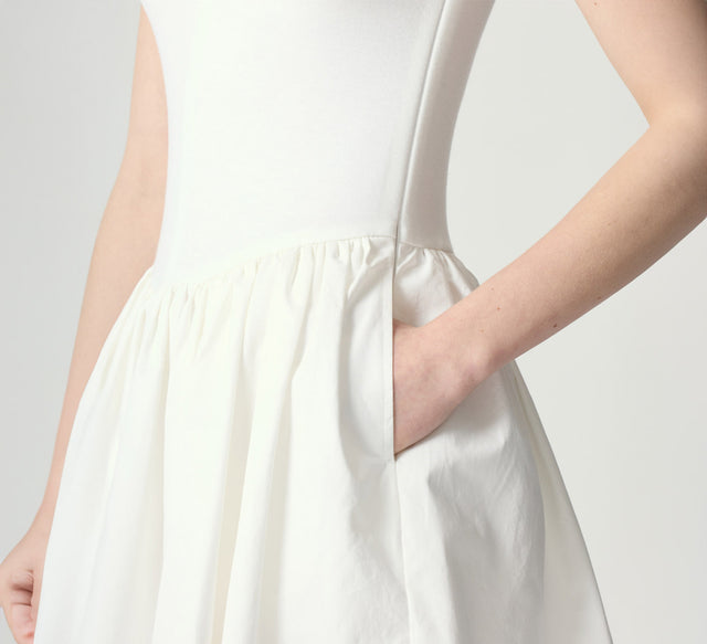 COLLECTION SLEEVELESS MINI DRESS - White